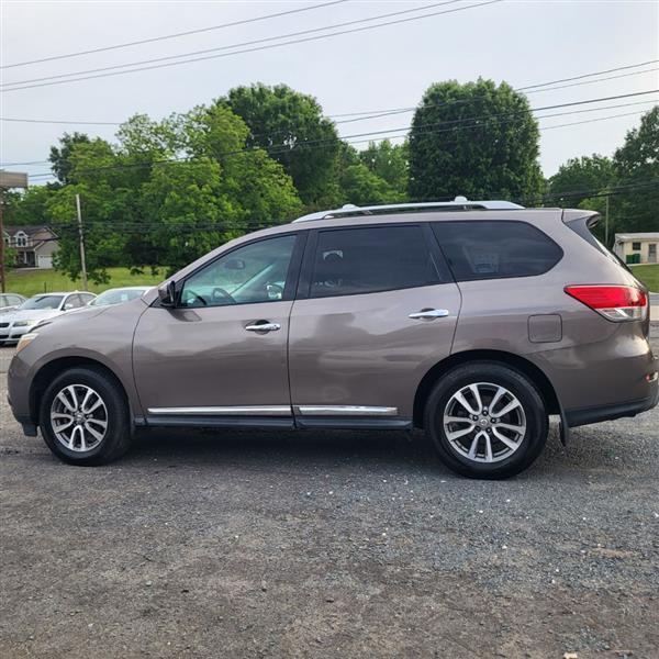 Nissan Pathfinder S 4WD 2014