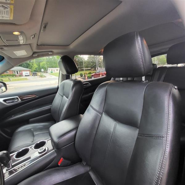 Nissan Pathfinder S 4WD 2014