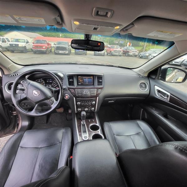 Nissan Pathfinder S 4WD 2014