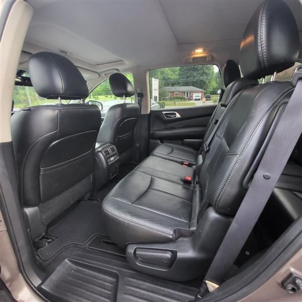 Nissan Pathfinder S 4WD 2014