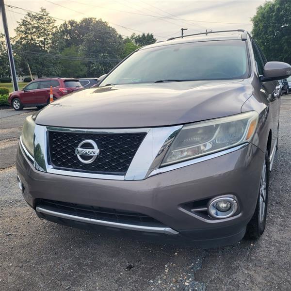 Nissan Pathfinder S 4WD 2014