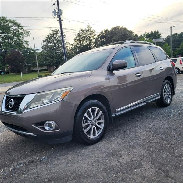 Nissan Pathfinder S 4WD 2014