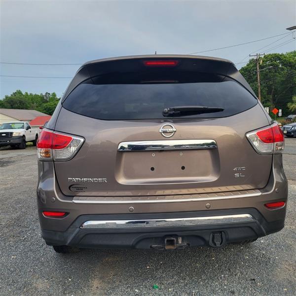 Nissan Pathfinder S 4WD 2014