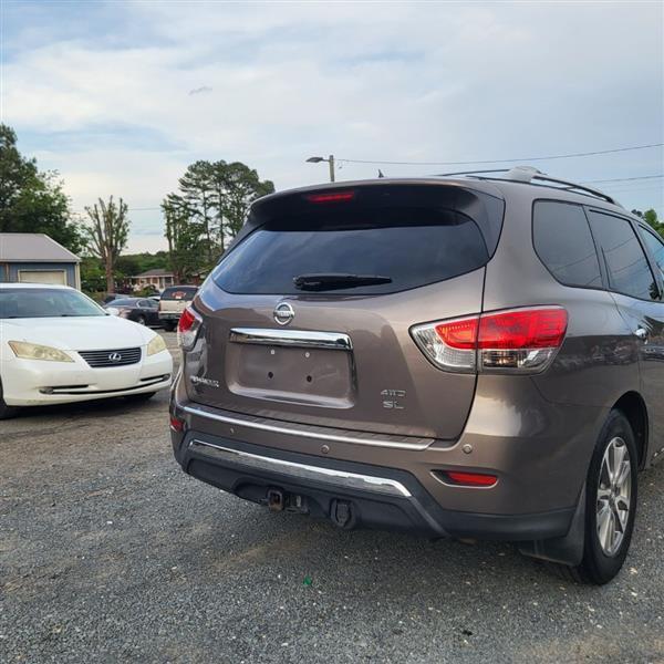 Nissan Pathfinder S 4WD 2014