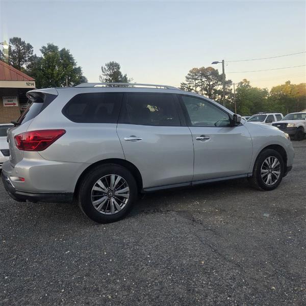 Nissan Pathfinder S 2WD 2018