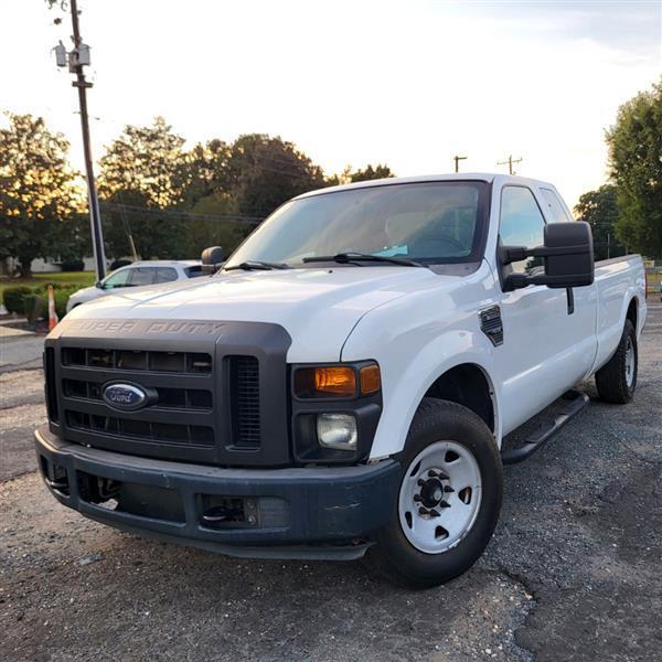 2008 Ford F-250 SD XL SuperCab 2WD