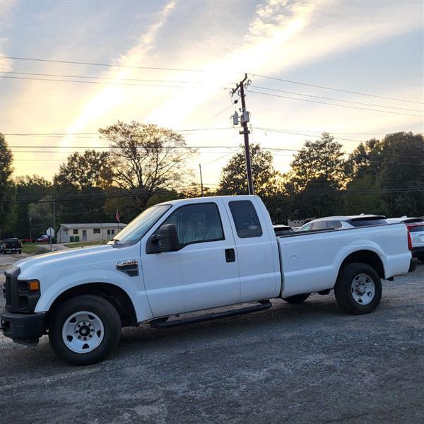 Ford F-250 SD XL SuperCab 2WD 2008