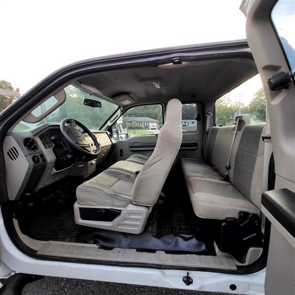 Ford F-250 SD XL SuperCab 2WD 2008