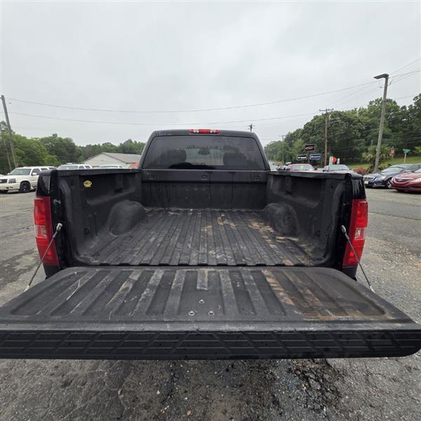 Chevrolet Silverado 1500 LT Crew Cab 4WD 2011