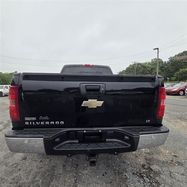 Chevrolet Silverado 1500 LT Crew Cab 4WD 2011