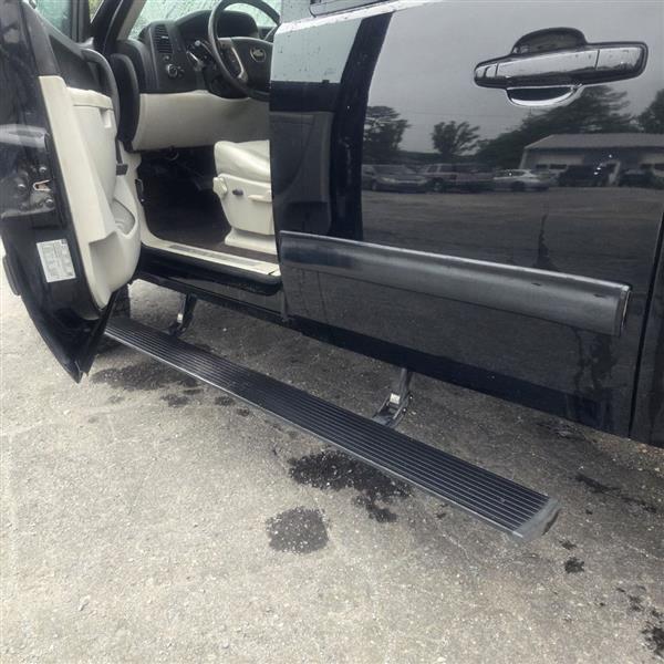 Chevrolet Silverado 1500 LT Crew Cab 4WD 2011