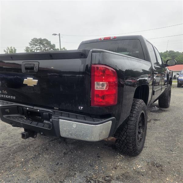 Chevrolet Silverado 1500 LT Crew Cab 4WD 2011