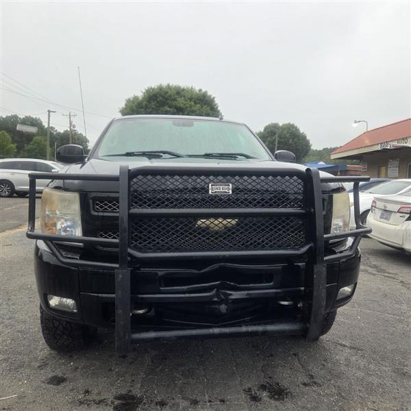 Chevrolet Silverado 1500 LT Crew Cab 4WD 2011