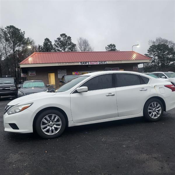 Nissan Altima  2016