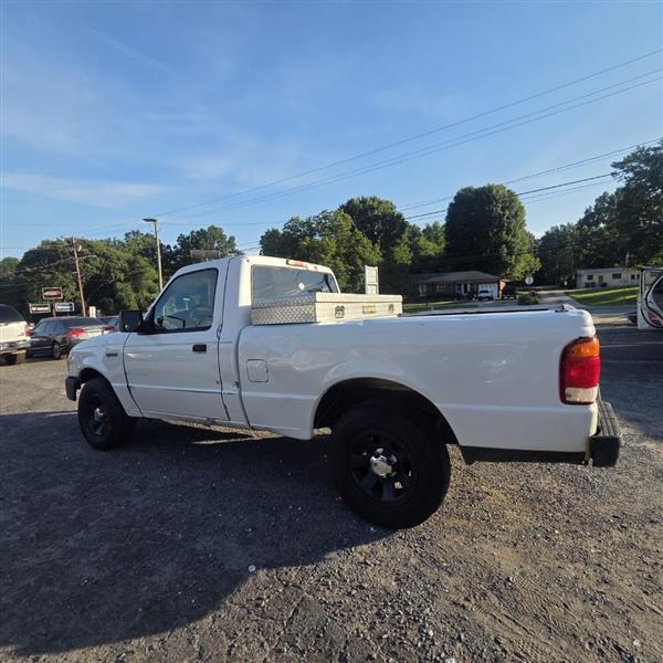 Ford Ranger XL Reg. Cab Long Bed 2WD 1999