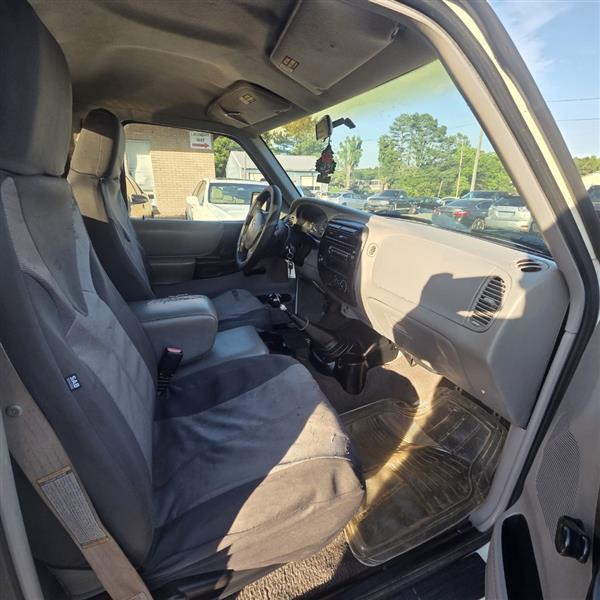 Ford Ranger XL Reg. Cab Long Bed 2WD 1999