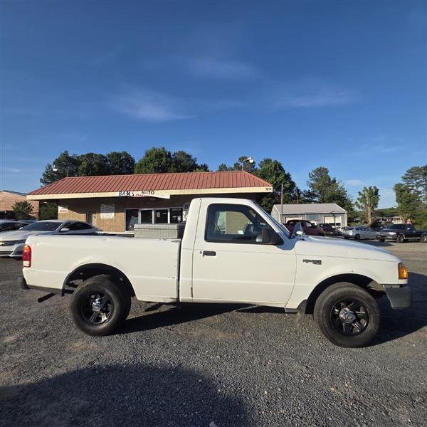 Ford Ranger XL Reg. Cab Long Bed 2WD 1999