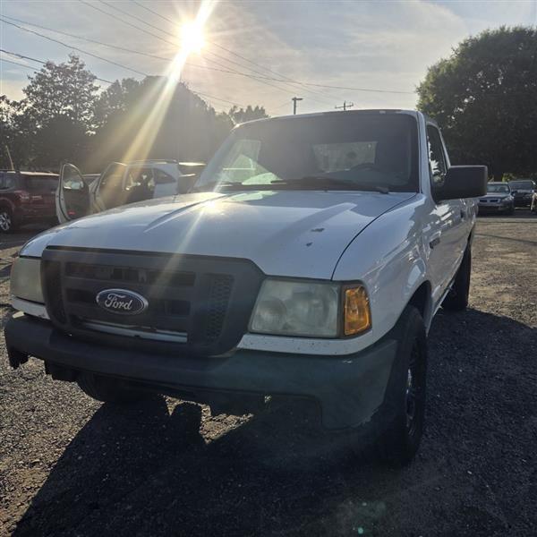 Ford Ranger XL Reg. Cab Long Bed 2WD 1999