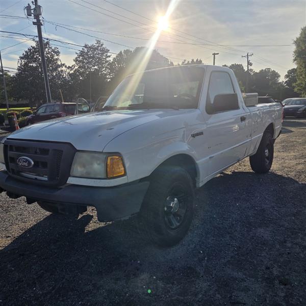 Ford Ranger XL Reg. Cab Long Bed 2WD 1999