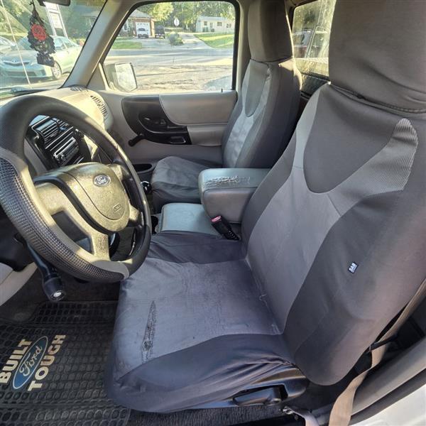 Ford Ranger XL Reg. Cab Long Bed 2WD 1999