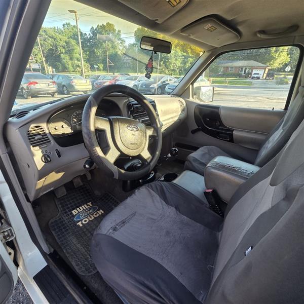 Ford Ranger XL Reg. Cab Long Bed 2WD 1999
