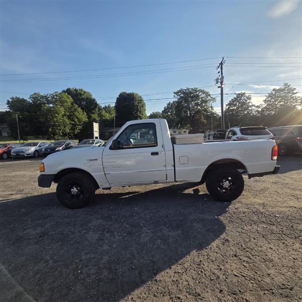 Ford Ranger XL Reg. Cab Long Bed 2WD 1999