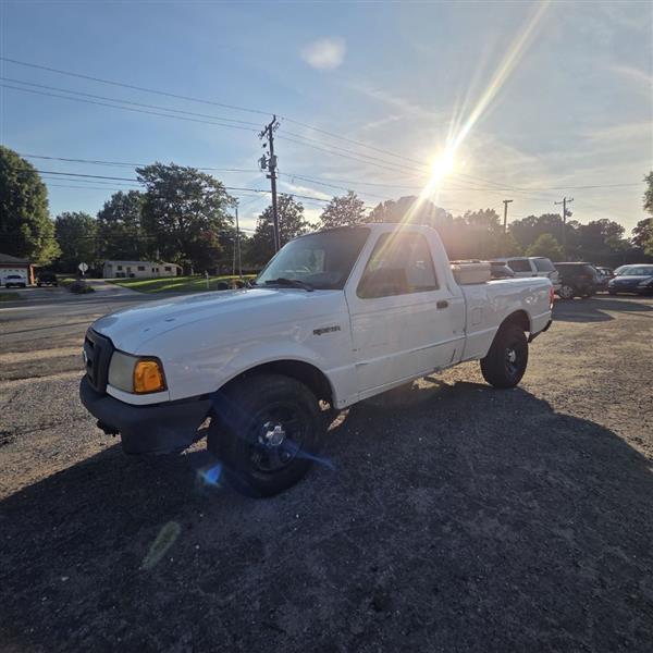 Ford Ranger XL Reg. Cab Long Bed 2WD 1999