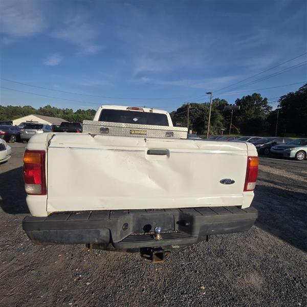 Ford Ranger XL Reg. Cab Long Bed 2WD 1999