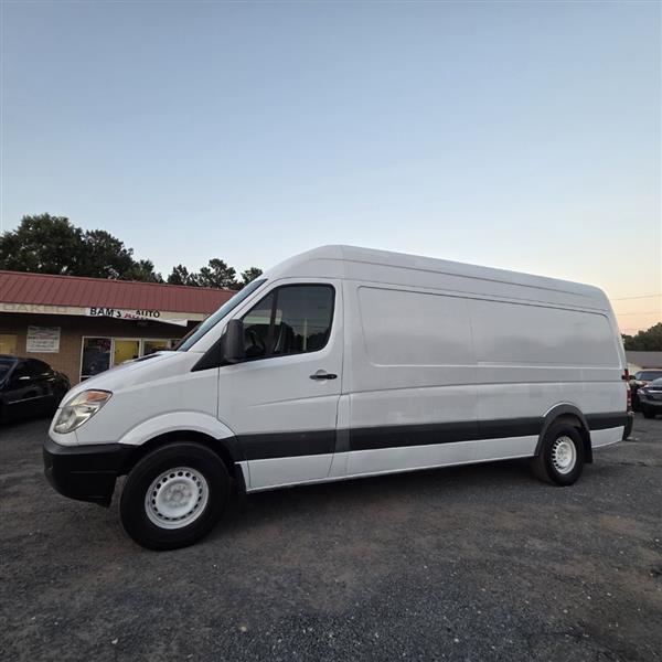Mercedes-Benz Sprinter 2500 High Roof 170-in. WB 2012