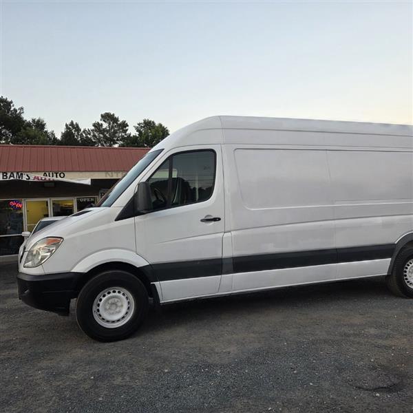 Mercedes-Benz Sprinter 2500 High Roof 170-in. WB 2012