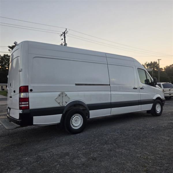 Mercedes-Benz Sprinter 2500 High Roof 170-in. WB 2012