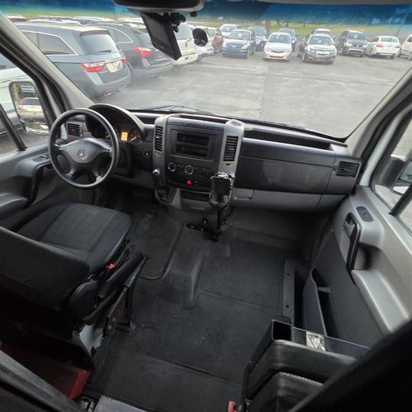 Mercedes-Benz Sprinter 2500 High Roof 170-in. WB 2012