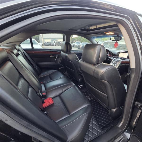 Acura RL 3.5RL with Navigation System 2005