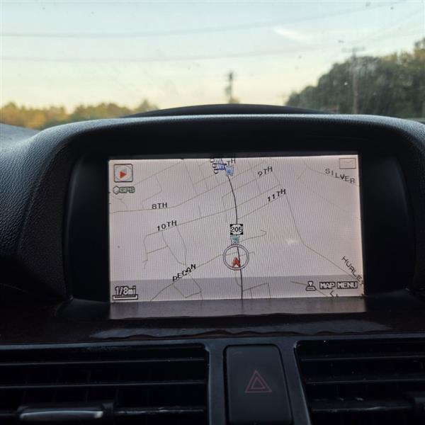 Acura RL 3.5RL with Navigation System 2005