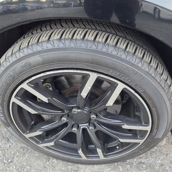 Acura RL 3.5RL with Navigation System 2005