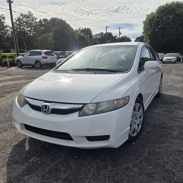 Honda Civic LX Sedan 5-Speed AT 2010