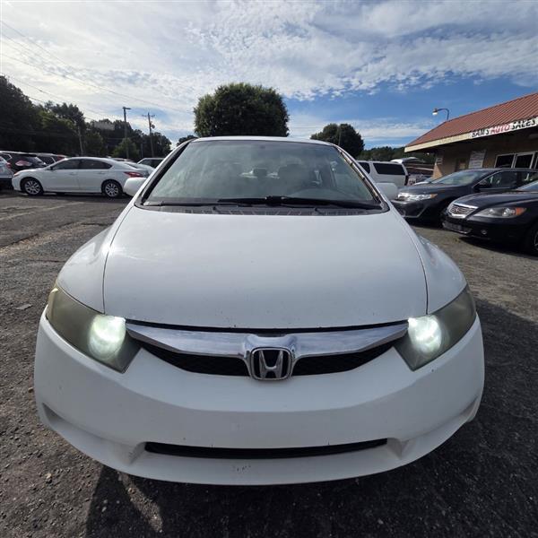 Honda Civic LX Sedan 5-Speed AT 2010