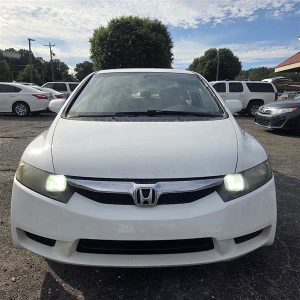 Honda Civic LX Sedan 5-Speed AT 2010