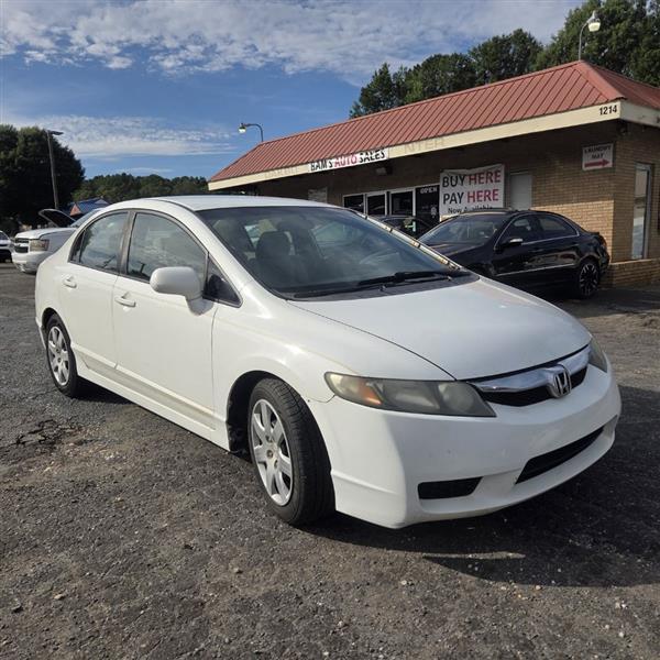 Honda Civic LX Sedan 5-Speed AT 2010