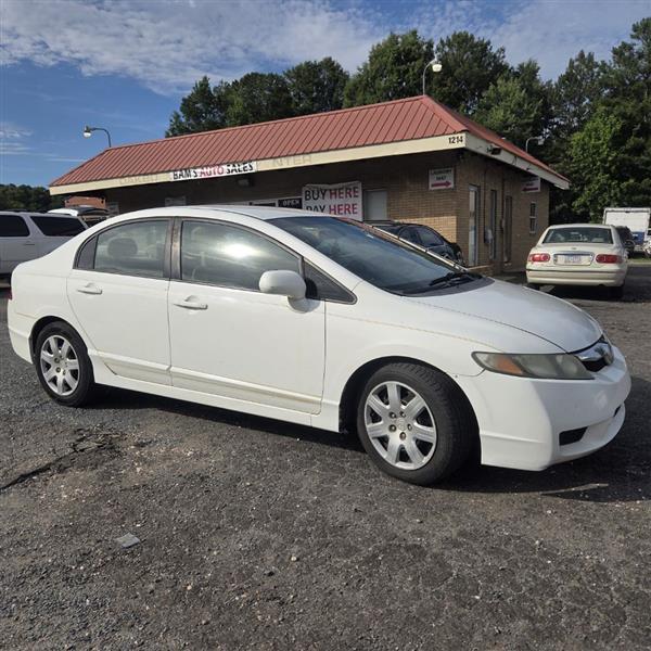 Honda Civic LX Sedan 5-Speed AT 2010
