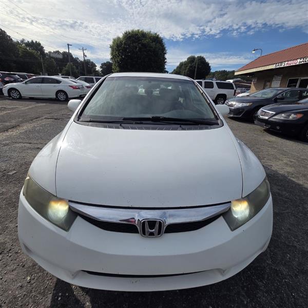 Honda Civic LX Sedan 5-Speed AT 2010