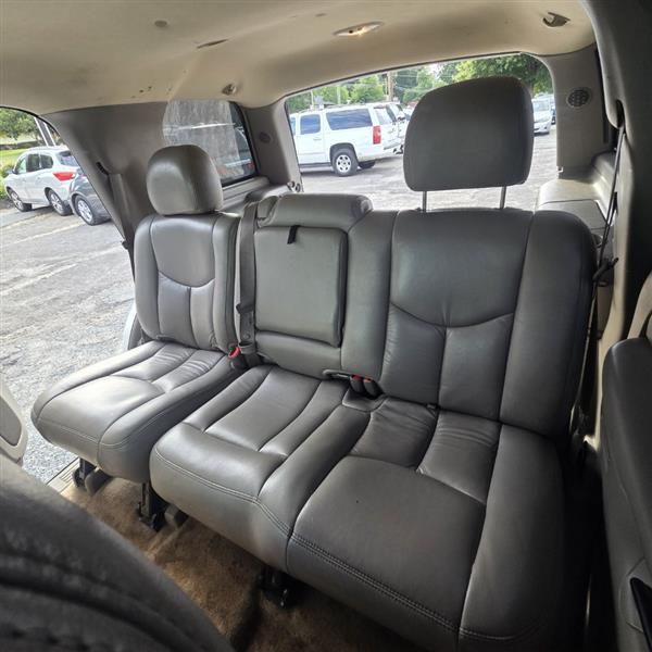 GMC Yukon SL 4WD 2006