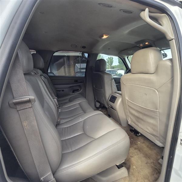 GMC Yukon SL 4WD 2006