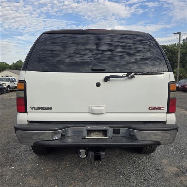 GMC Yukon SL 4WD 2006