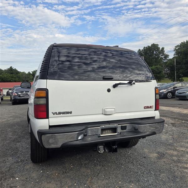 GMC Yukon SL 4WD 2006