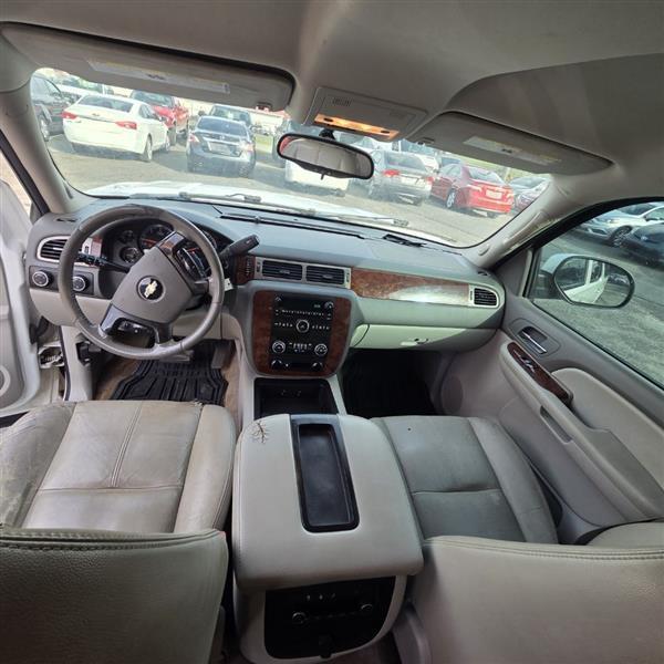Chevrolet Suburban LT2 1500 4WD 2009