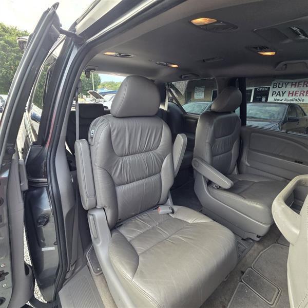 Honda Odyssey Touring 2010