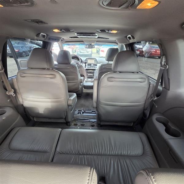 Honda Odyssey Touring 2010