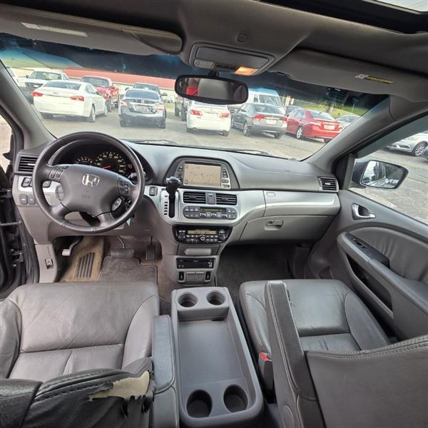 Honda Odyssey Touring 2010