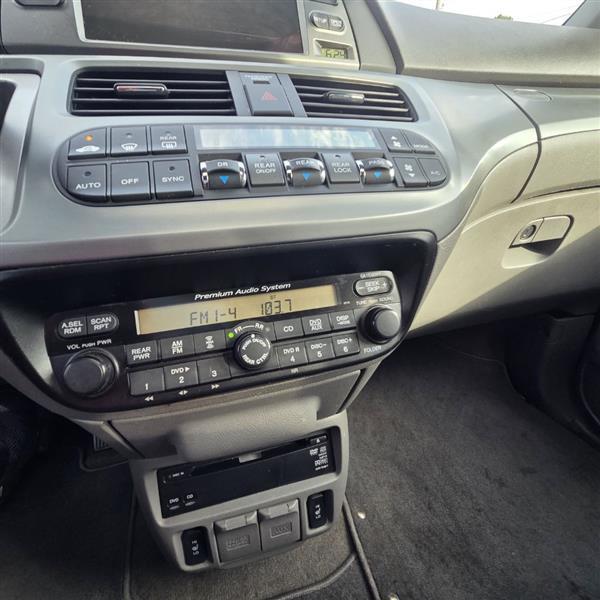 Honda Odyssey Touring 2010